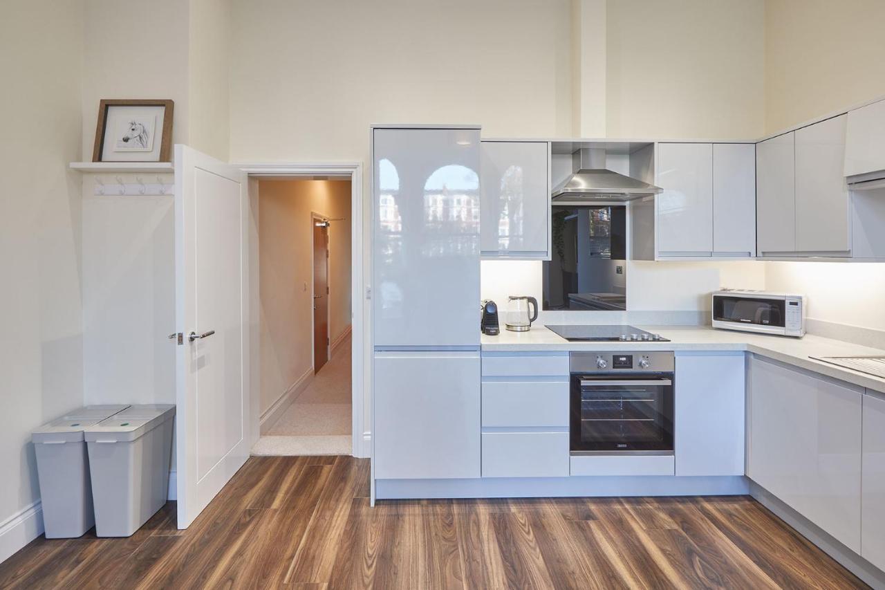 Host & Stay - South Cliff Apartment Scarborough Buitenkant foto